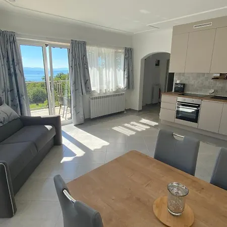 Stunning Seaview 